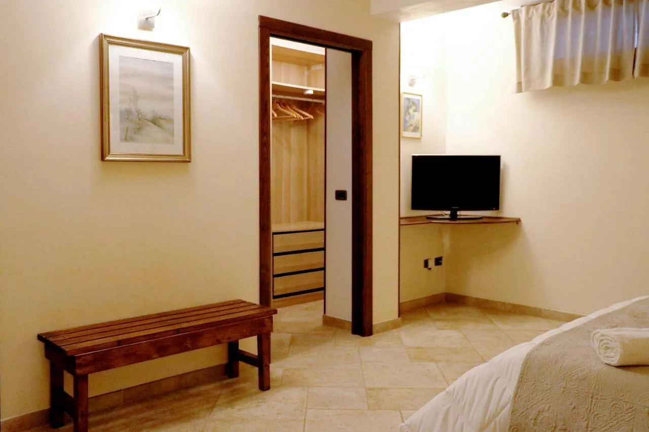 Villa Chiara Noto 0*,